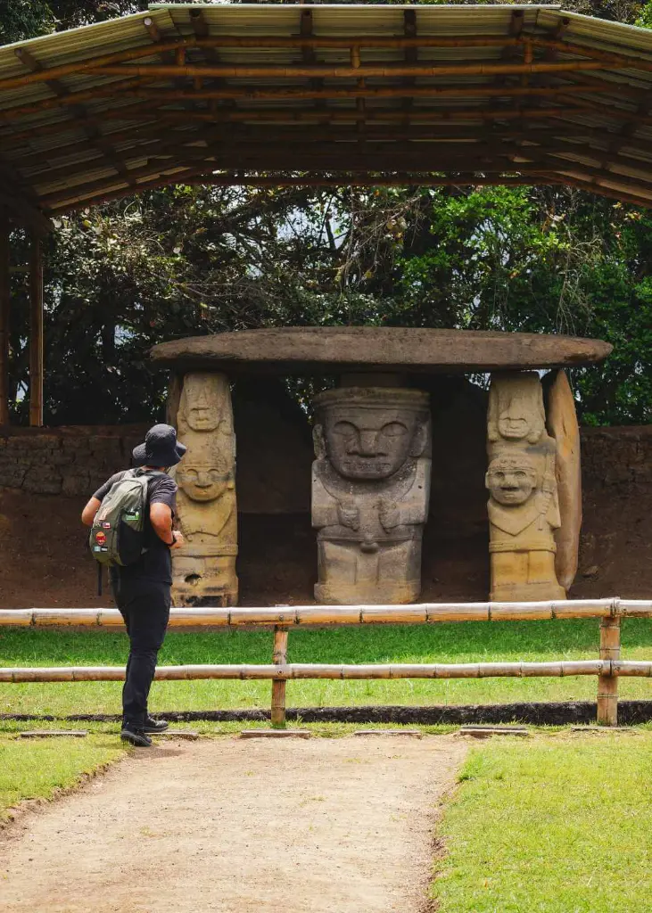 Parque-San-Agustin-Colombia.webp